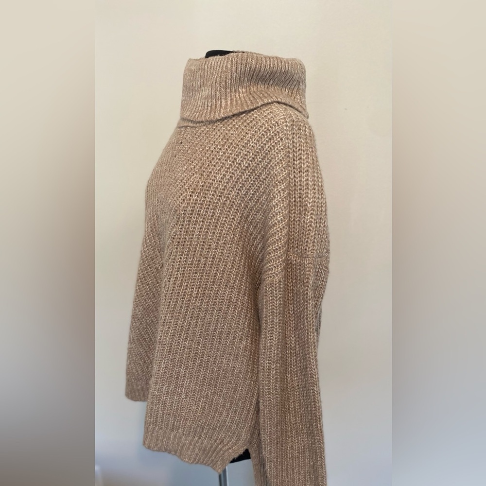NWOT - Time and Tru Women's Textured Cowl Neck Tunic Sweater - Size Large - Picture 3 of 5
